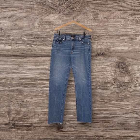 Banana Republic Denim - Banana Republic Blue Straight Jeans Classic Denim Size 31